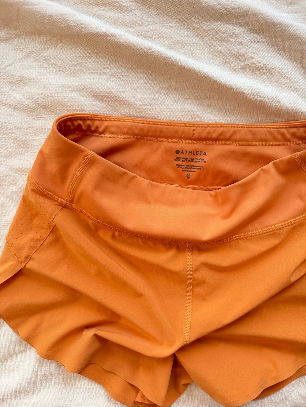 Athleta Run With It 3.5” Short